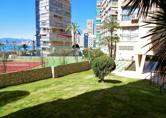 Carabelas I 10-6 *